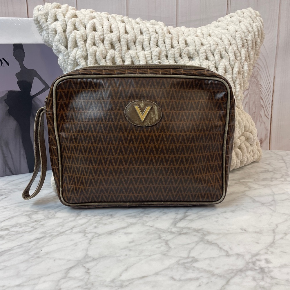 Mario Valentino